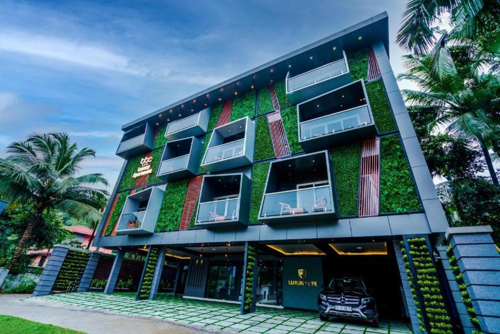 Bbc Luxury Apartments Perintalmanna Экстерьер фото