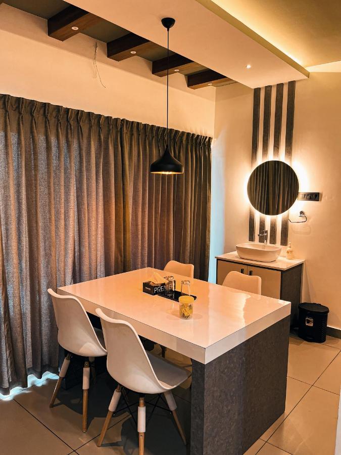 Bbc Luxury Apartments Perintalmanna Экстерьер фото