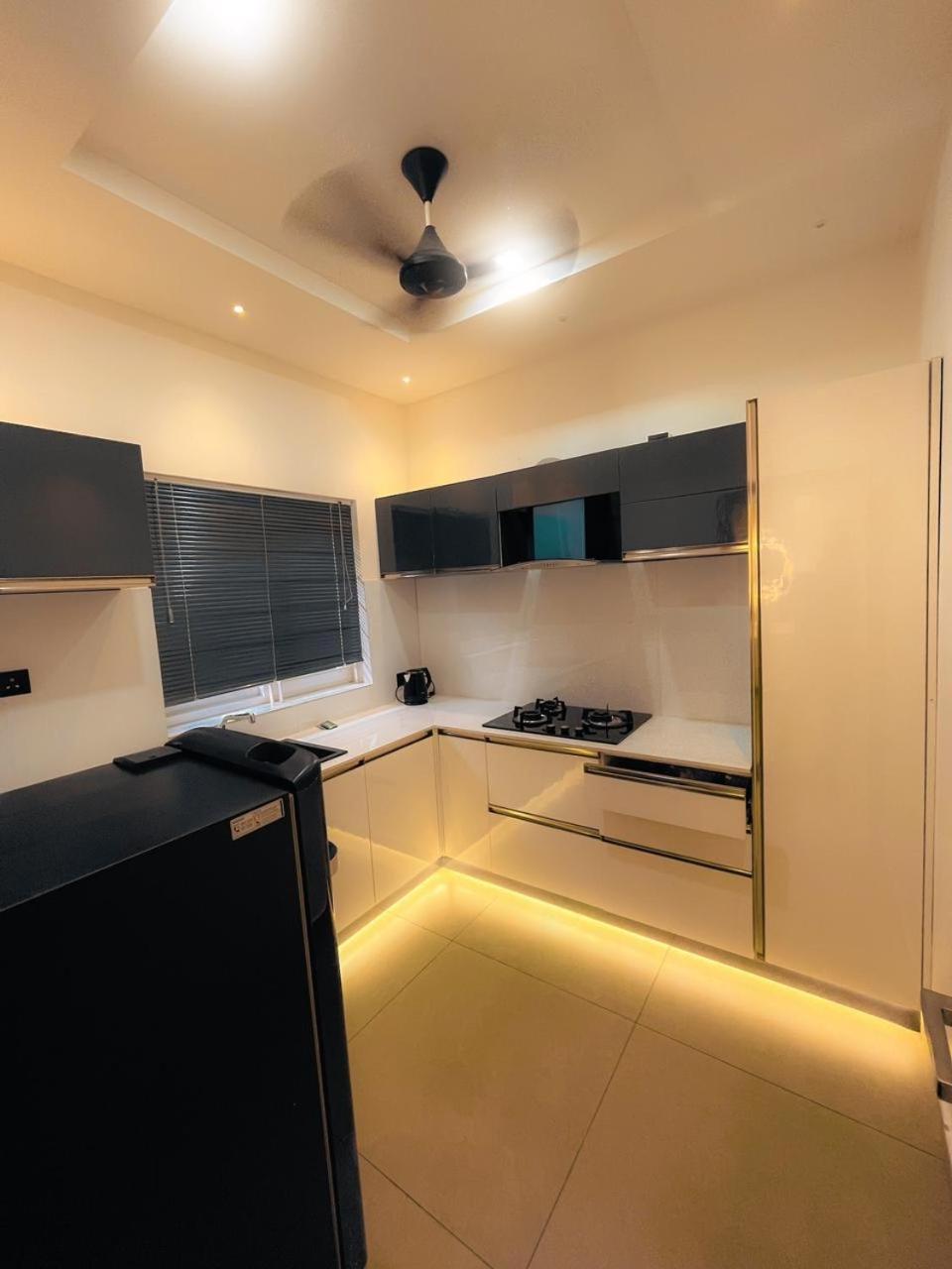 Bbc Luxury Apartments Perintalmanna Экстерьер фото